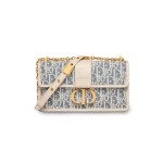 ¥580 【Dior】⭐⭐M93⭐3 美派 扣环可调节 单肩包蓝色拼浅饼干褐色 尺寸长21cm 宽6cm 高12c