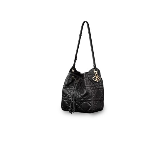 ¥680.00-780.00【Dior】 ⭐⭐852O⭐N 浅金色饰面金属抽绳开合 大号尺寸24×13×23cm 小号尺寸长18×11×17cm 美派
