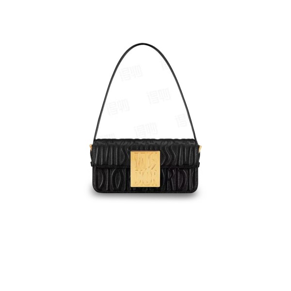 ¥560 【Dior】⭐⭐261⭐0U 可调节肩带磁性 牛皮革 单肩包 尺寸20×5×11 橘子