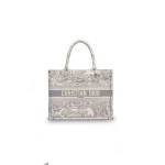 ¥645.00-685.00【Dior】⭐⭐M⭐932 老虎图案 刺绣 购物袋手提包 中号 女款 灰色 北北