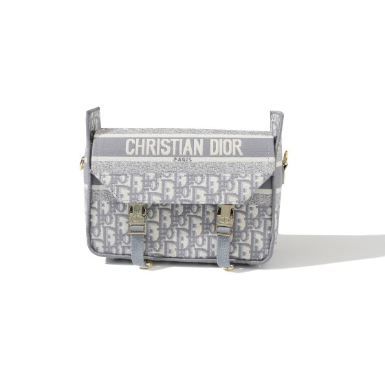 ¥680 【Dior】⭐⭐M12⭐91 尺寸22 * 18 * 10 c m 顶 尖或者大权