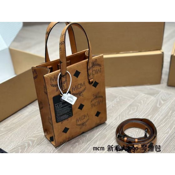 ¥540 【MCM】⭐76TB7⭐6⭐ 天美 尺寸：22×19CM 天美