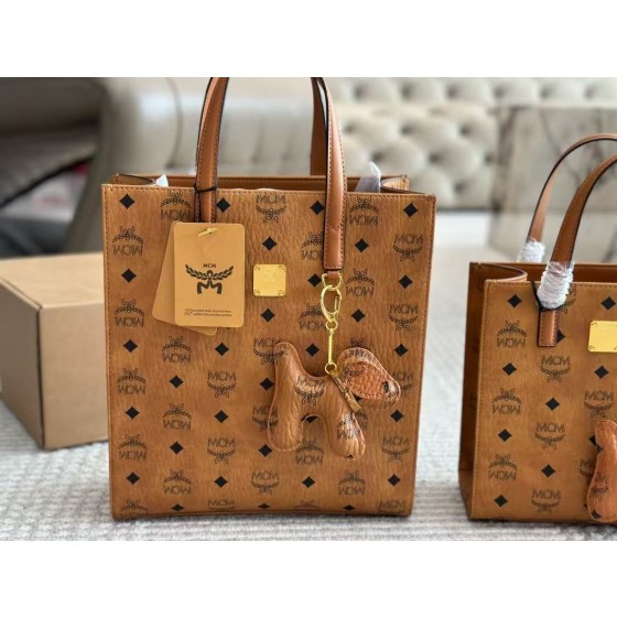¥560.00-580.00 【MCM】⭐543EE⭐67⭐ 天美 尺寸：27×29CM 20×22CM 天美
