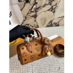 ¥580 【MCM】⭐RR6r⭐33⭐ 天美 尺寸：17.5×10×4.5CM 天美