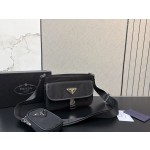 ¥540 【PRADA】⭐699Q⭐t503⭐ ming 尺寸：24 x 15CM ming