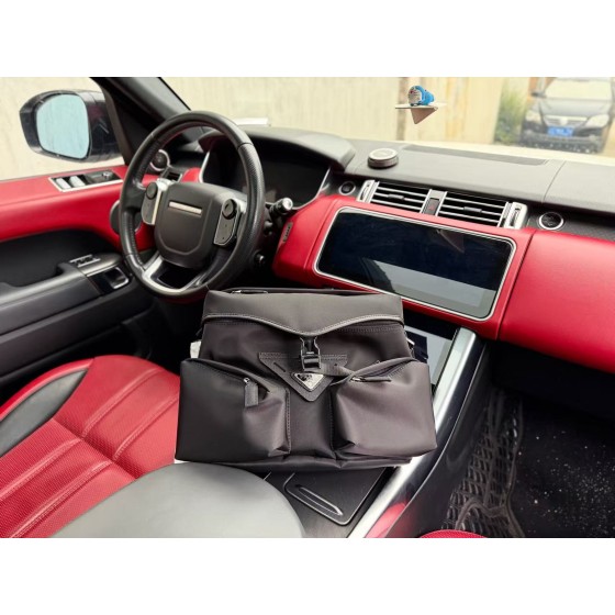 ¥560【PRADA】 ⭐EC572⭐712⭐ 凯撒 尺寸：32x26x10CM 凯撒
