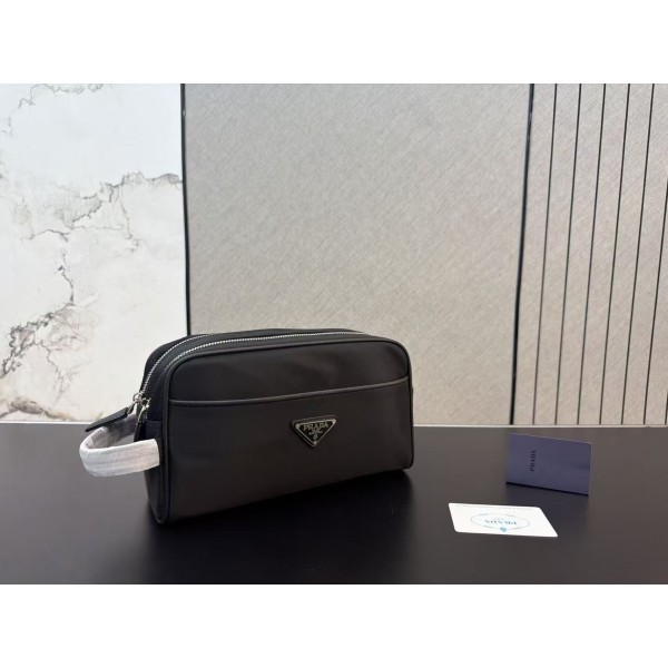 ¥530【PRADA】 ⭐E78⭐21f⭐ ming 尺寸：22 x 13CM ming