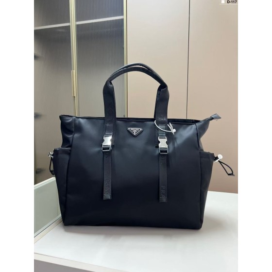 ¥540 【PRADA】⭐l1⭐43⭐ HY 尺寸：40×32CM HY