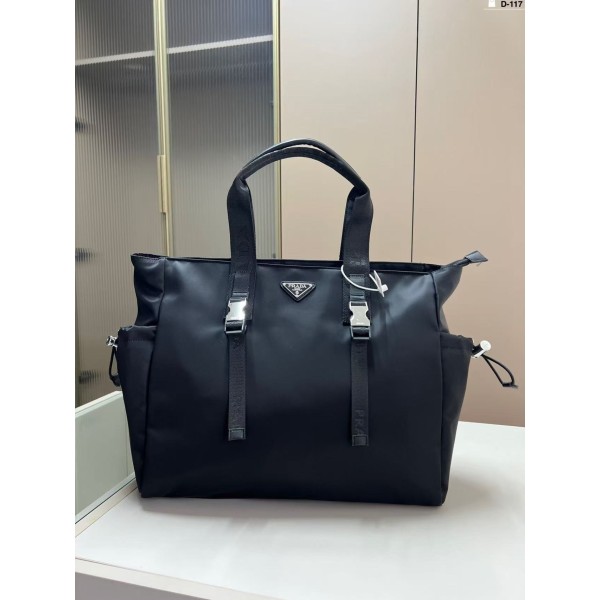 ¥540 【PRADA】⭐l1⭐43⭐ HY 尺寸：40×32CM HY