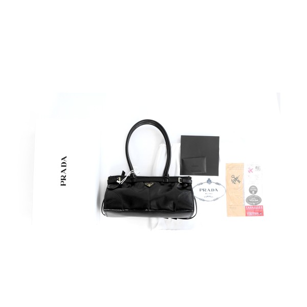 ¥680【PRADA】 1⭐B*A*426 杰林 尺寸 32*12*15.5cm 杰琳