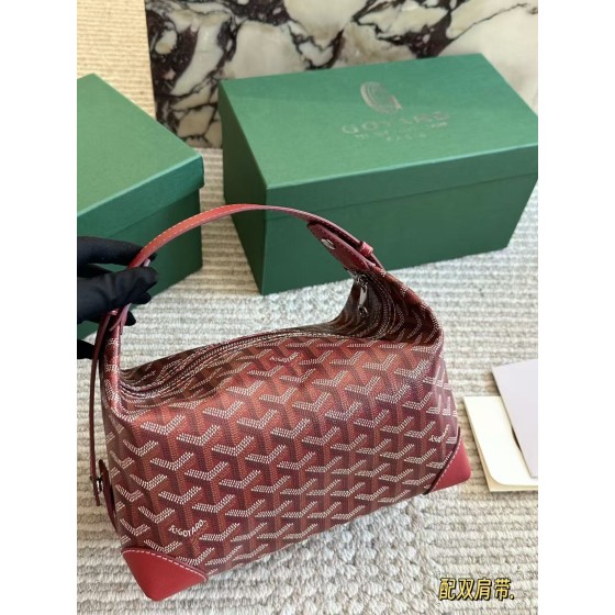 ¥570【GOYA】 ⭐74⭐R7⭐ 胡萝卜 尺寸：24×12×13CM 胡萝卜