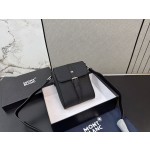 ¥560【Montblanc】 ⭐51R4⭐E829⭐ ming 尺寸：15 x 22CM ming