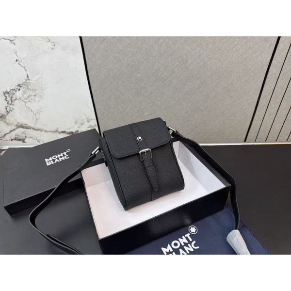 ¥560【Montblanc】 ⭐51R4⭐E829⭐ ming 尺寸：15 x 22CM ming