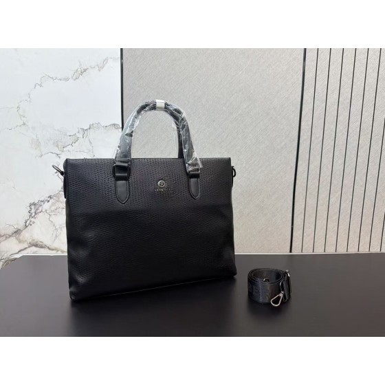 ¥580【VERSACE】 ⭐65⭐UB6Y⭐ ming 尺寸：28 x 38 CM ming