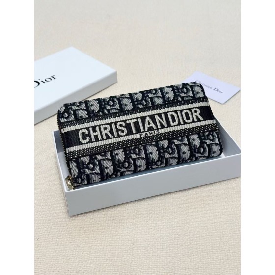 ¥199【Dior】⭐di11007⭐