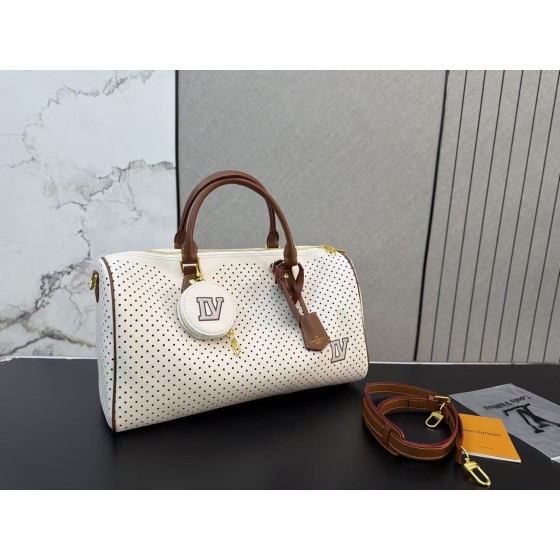¥560 【LV】⭐e56Y90⭐64⭐