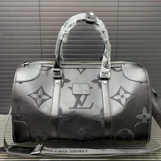 ¥580 【LV】⭐VC⭐D5I8⭐77