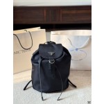 ¥520 【PRADA】⭐83⭐a6⭐ HY