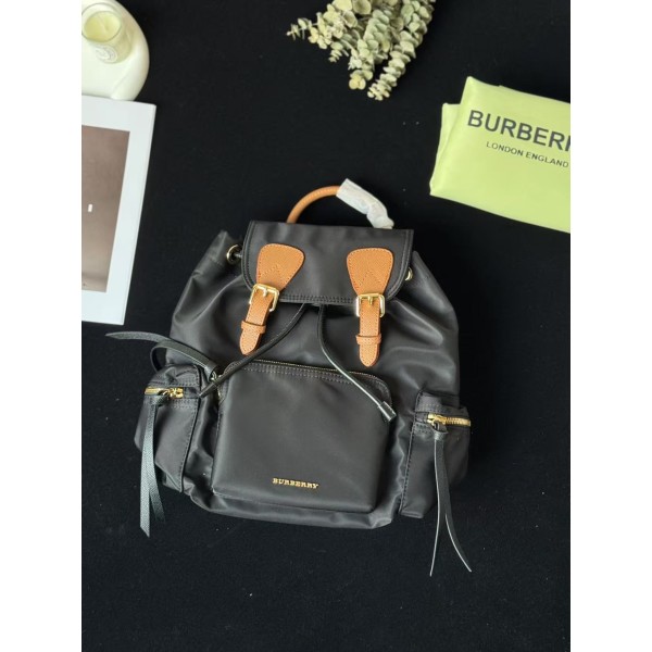 /·¥580 【Burberry】⭐⭐40166⭐221