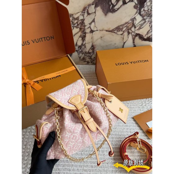 ¥580【LV】 ⭐vU722⭐1001⭐  尺寸： 25CM vc