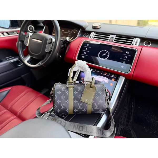 ¥450【LV】 ⭐7YBh7⭐89⭐尺寸：25x15x11CM 凯撒