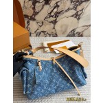 ¥690 【LV】⭐09Pg⭐478D⭐尺寸：30CM vc