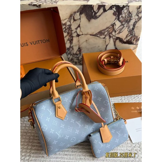 ¥720 【LV】⭐5900⭐YB7⭐尺寸：25×17×12CM vc