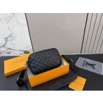 ¥405【LV】 ⭐Rff674⭐54⭐ 尺寸：13 x 22CM ming