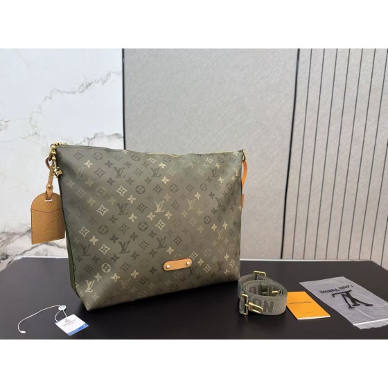 ¥480【LV】 ⭐57YH⭐asd5⭐尺寸：35 x 38CM ming