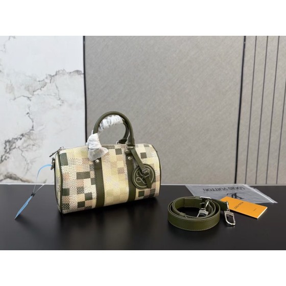 ¥470 【LV】⭐Qz434⭐53⭐尺寸：25CM ming