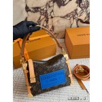 ¥495 【LV】⭐5t7K⭐Ca9⭐尺寸：23×16CM 鑫阳