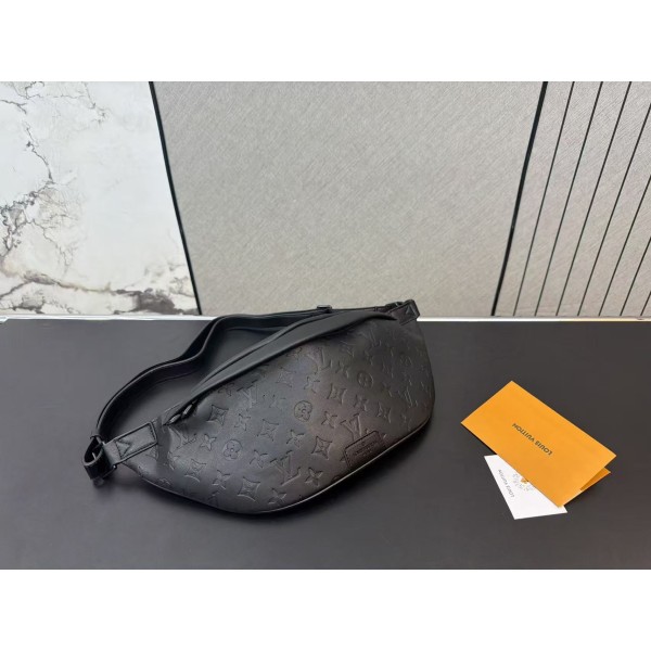 ¥410【LV】 ⭐EX67⭐V6⭐ 尺寸：30 x 17CM ming