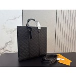 ¥550 【LV】⭐EV56⭐Y7L⭐尺寸：38 x 36CM ming