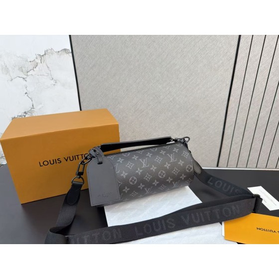 ¥460 【LV】⭐504⭐S7U⭐尺寸：26 x 15CM ming