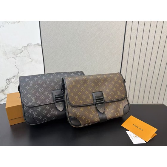 ¥420 【LV】⭐980⭐624⭐尺寸：24 x 33CM ming