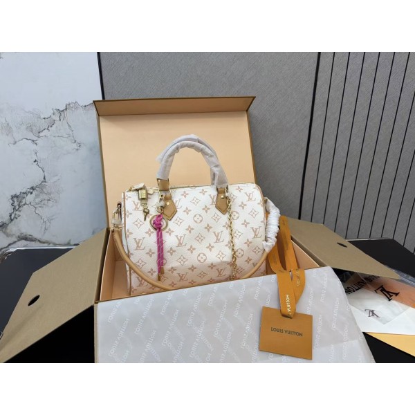 ¥420【LV】 ⭐45⭐IO9⭐尺寸：30CM ming