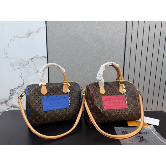 ¥420【LV】 ⭐Z56⭐21T⭐尺寸：30CM ming