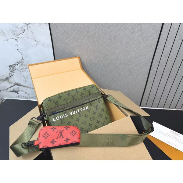 ¥420【LV】 ⭐649⭐N8⭐尺寸：25 x 18CM ming