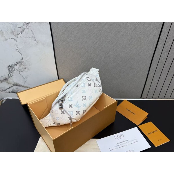 ¥430【LV】 ⭐72u⭐26⭐尺寸：30 x 15CM ming