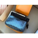 ¥460 【LV】⭐64⭐A9⭐尺寸：28×17CM 雪