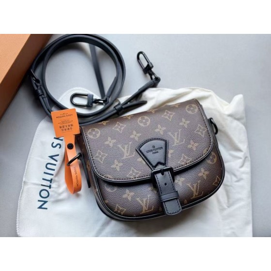 ¥490【LV】 ⭐68⭐m⭐尺寸：20×18CM 雪