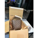 ¥580【LV】⭐⭐M12⭐92⭐5尺寸 长16cm 宽12cm 高18cm 牧