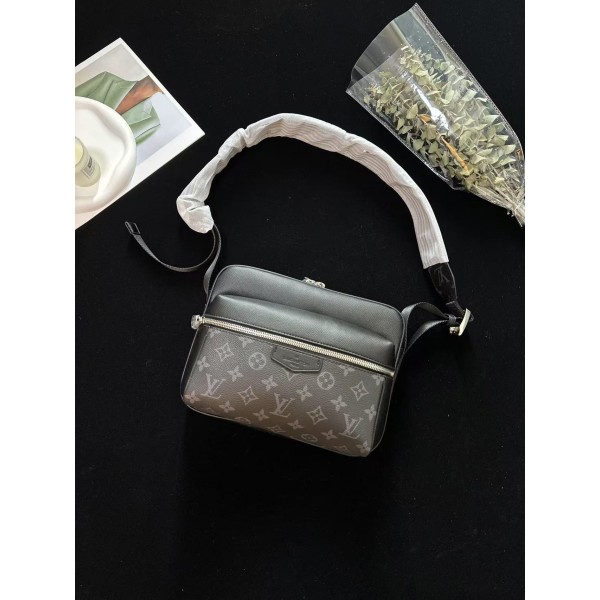 ¥580【LV】 M⭐30233 26x20x10.5cm 直方