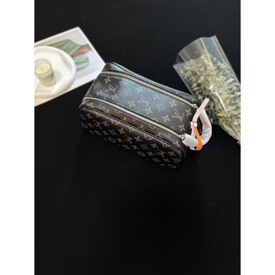 ¥460【LV】 M⭐46354  尺寸 ：27 13cm 晓莉