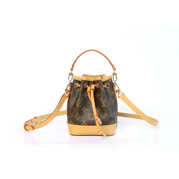 ¥580 【LV】⭐⭐M⭐66 SIZE：13*10*16cm 半厂