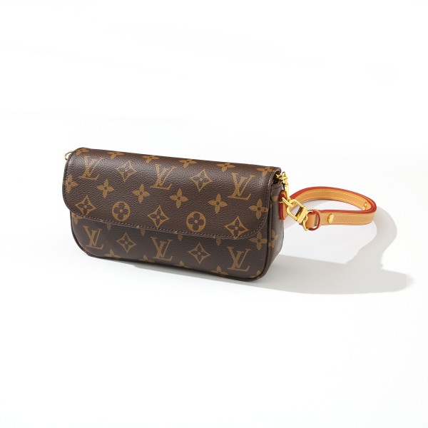 ¥600【LV】 M81911