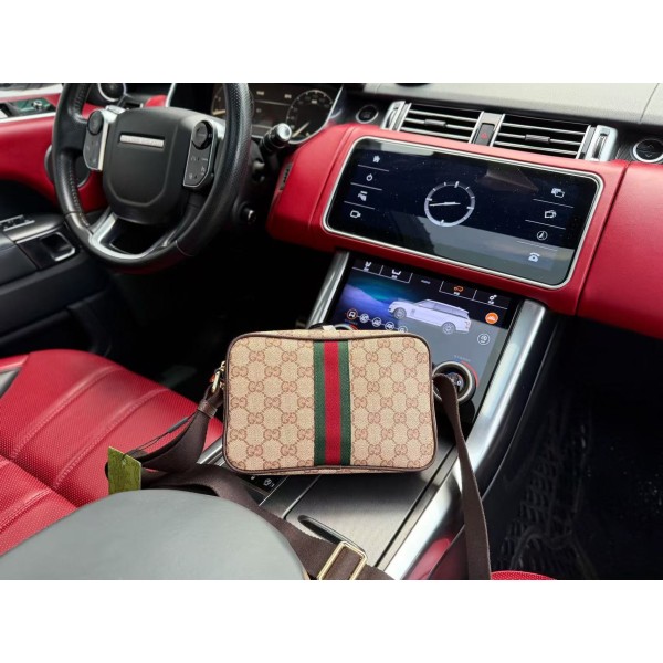 ¥450【GUCCI】 ⭐Y62w⭐2sx⭐ 尺寸：22x14x5CM 凯撒
