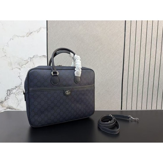 ¥495【GUCCI】 ⭐803⭐B70I⭐ 尺寸：38 x 28CM ming