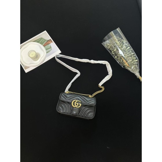 ¥520【GUCCI】 ⭐⭐4467⭐44 尺寸 22 * 6 *13 C M