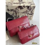 ¥820.00-840.00 【CHANEL】⭐ESDC⭐85yY⭐  尺寸：40×25CM 34×18CM vc